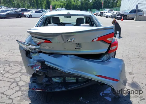 2015 Hyundai Sonata Se z USA, uszkodzony, nr VIN 5NPE24AF3FH016800